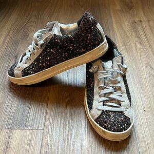 P448 John Glitter Low Top Sneaker